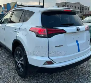 Toyota RAV4 2017 White