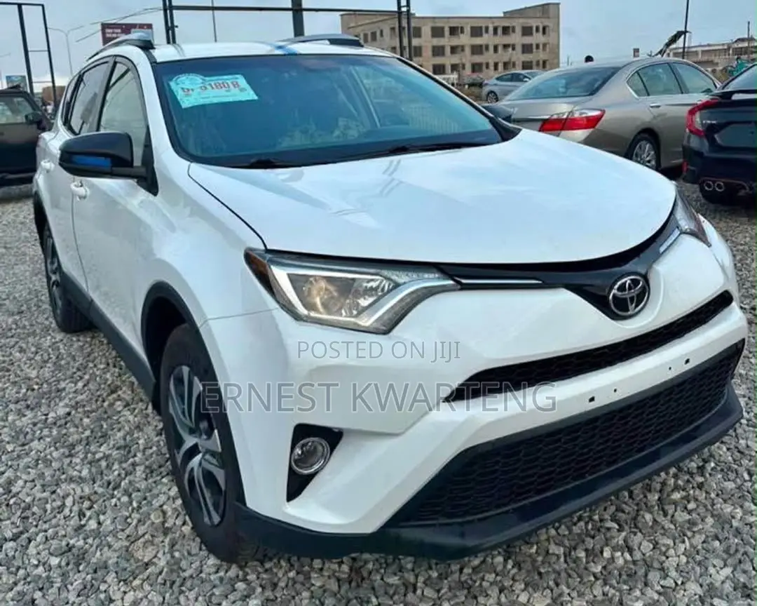 Toyota RAV4 2017 White