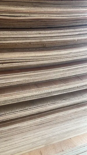 Plywood 1/8