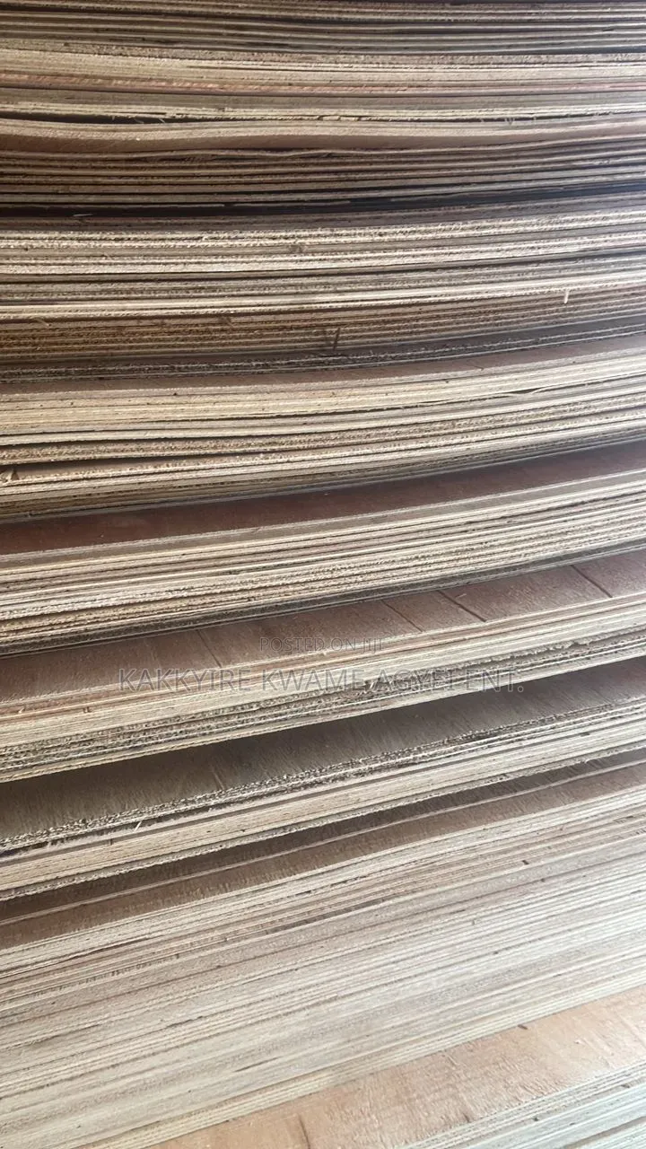 Plywood 1/8