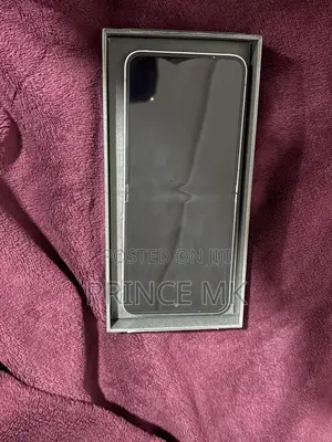 Samsung Galaxy Z Flip7 FE 5G 256 GB White