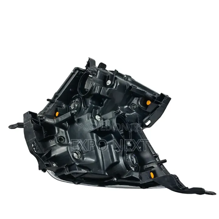 Headlights for Toyota Noah VOXY ZRR70W ZRR75 ZRR75G 2007-2010