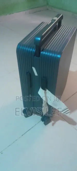 Traveling Bag