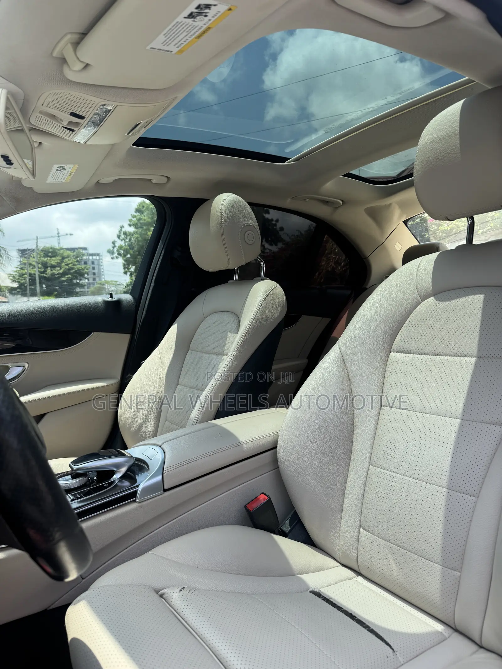 Mercedes-Benz C300 Luxury 4dr AWD 4Matic Sedan (2.0L 4cyl 7A) 2015 Blue