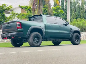 RAM 1500 TRX Crew Cab 4WD SB 2024 Gray