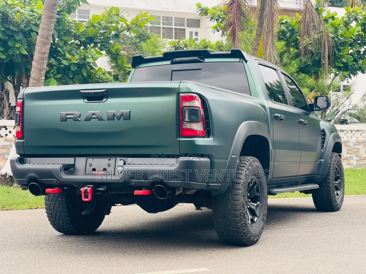 RAM 1500 TRX Crew Cab 4WD SB 2024 Gray