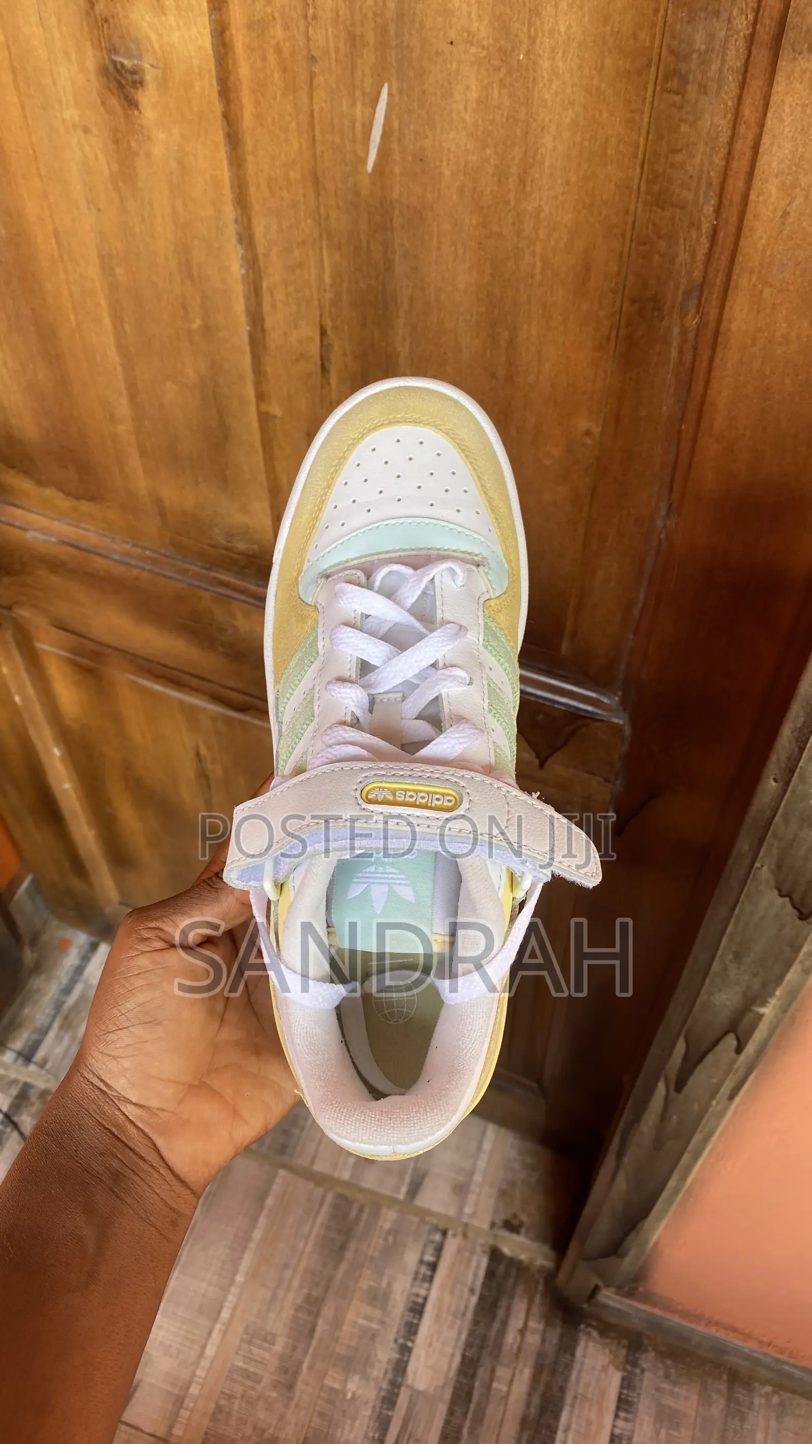 ORIGNIAL ADDIDAS FORUM LOW (Almost White and Yellow)
