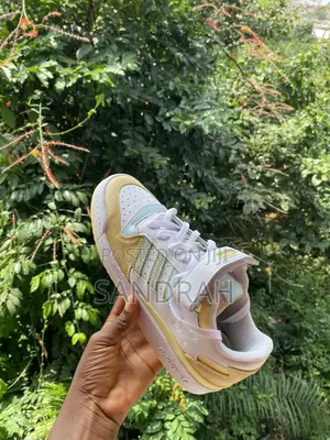ORIGNIAL ADDIDAS FORUM LOW (Almost White and Yellow)