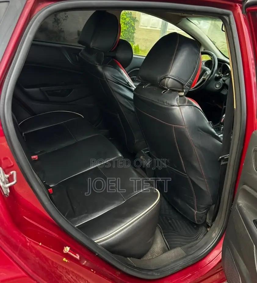 Ford Fiesta 2014 Red