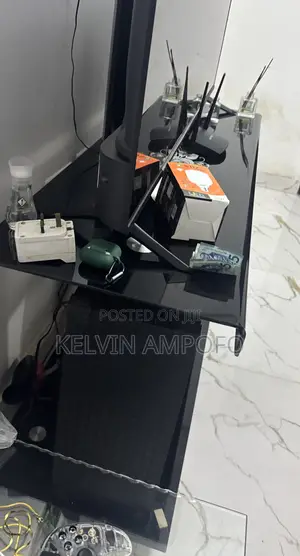 TV Stand With Beautiful Sound System