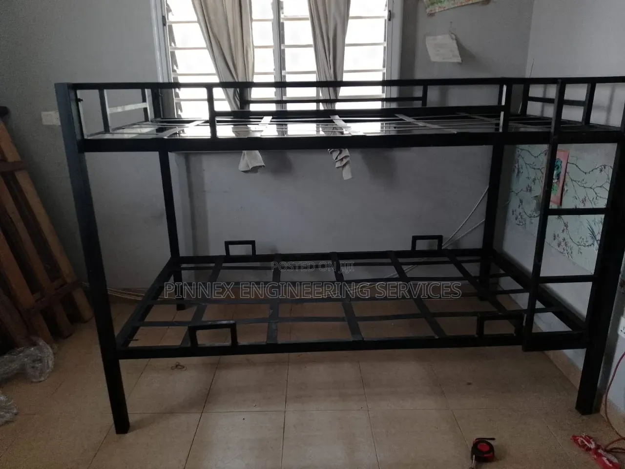 11/2 Quality Metal Bed