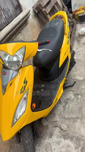 Kymco 2021 Yellow
