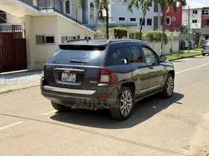 Jeep Compass Limited 4dr SUV 4WD (2.4L 4cyl 6A) 2014 Brown