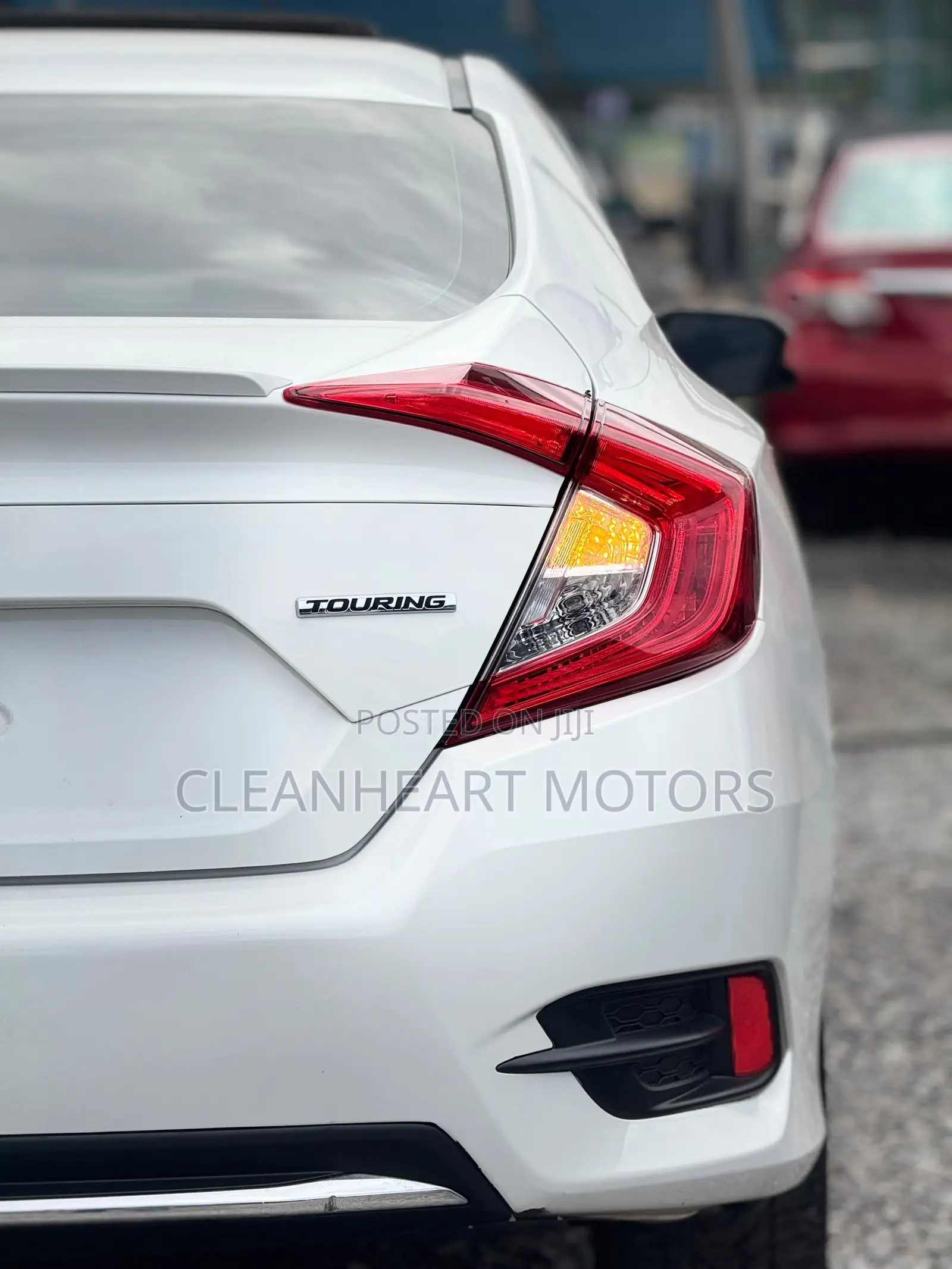 Honda Civic Touring Sedan 2019 White