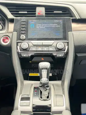 Honda Civic Touring Sedan 2019 White