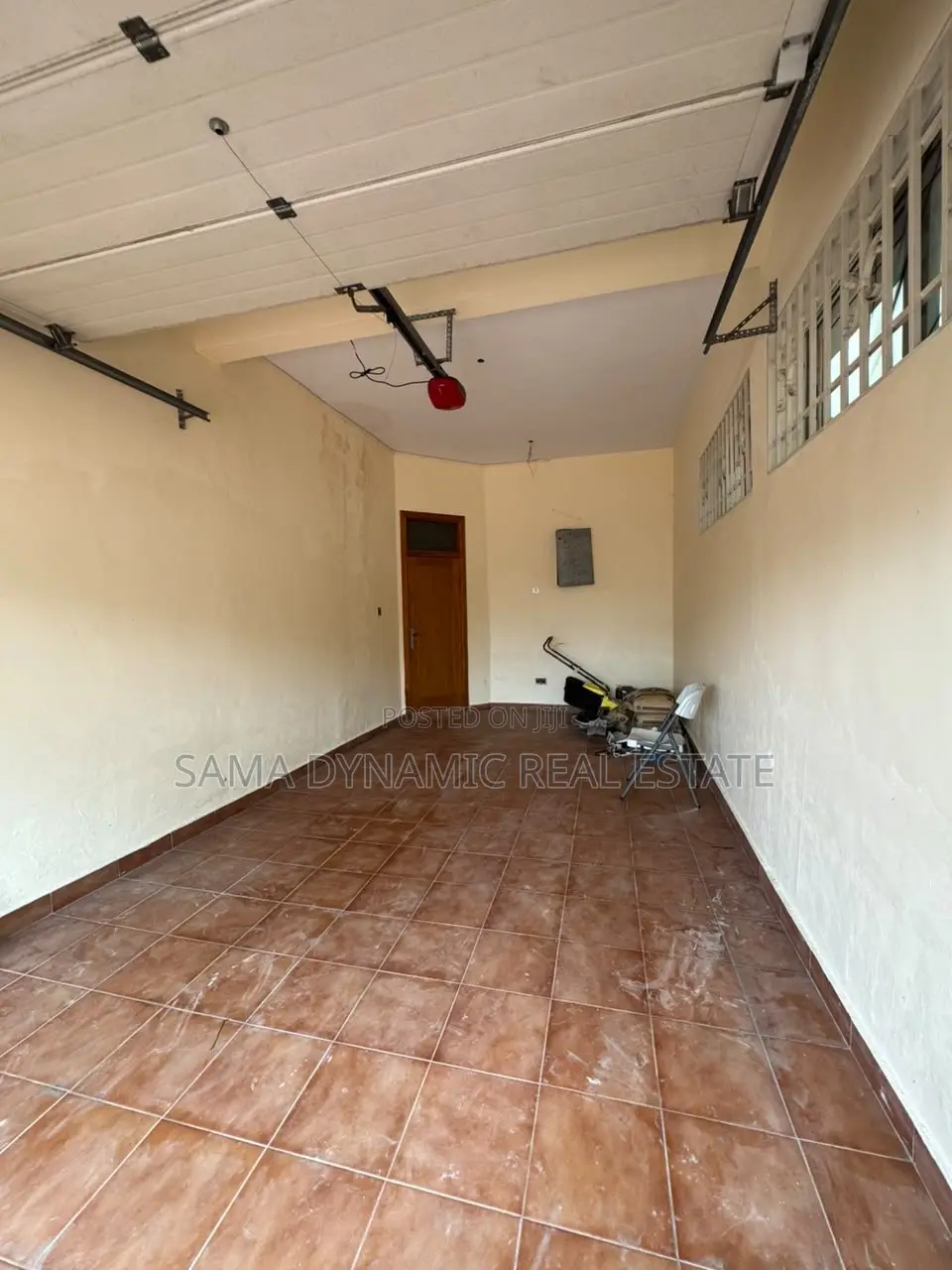 5bdrm House in Airport Hills for rent