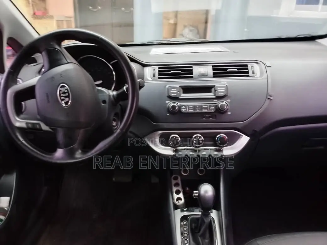 Kia Pride 2016 Gray