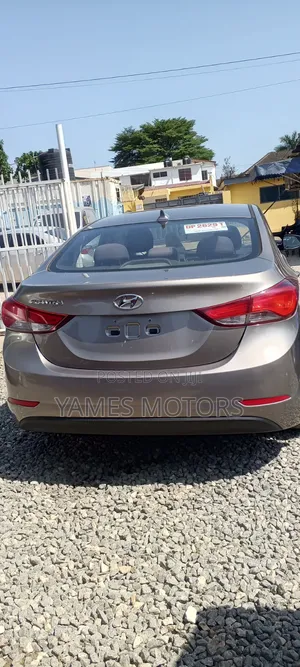 Hyundai Elantra 2015 Brown