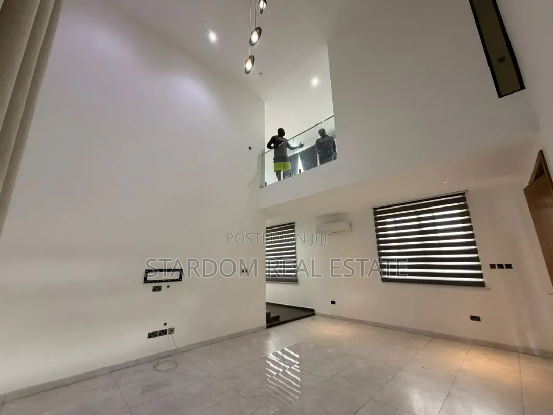 3bdrm Duplex in Ashaley Botwe, Nmai-Dzorn for rent