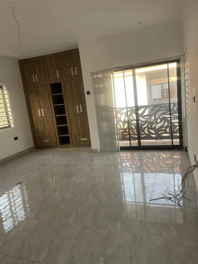 4bdrm House in Ebenard Properties, Lashibi for rent