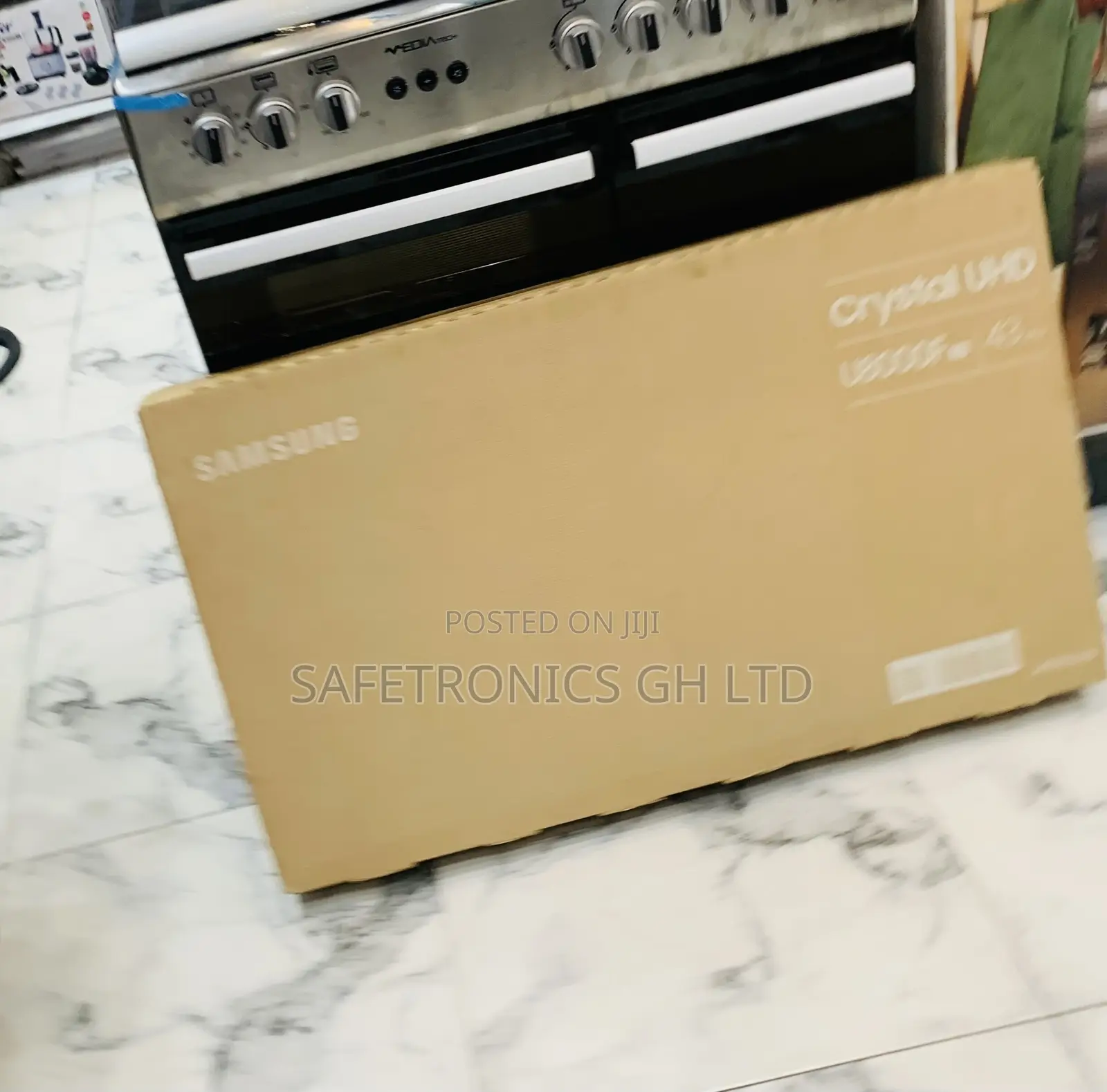 Secure Best Samsung 43′′ Crystal UHD Series 43U8072F TV (2025)