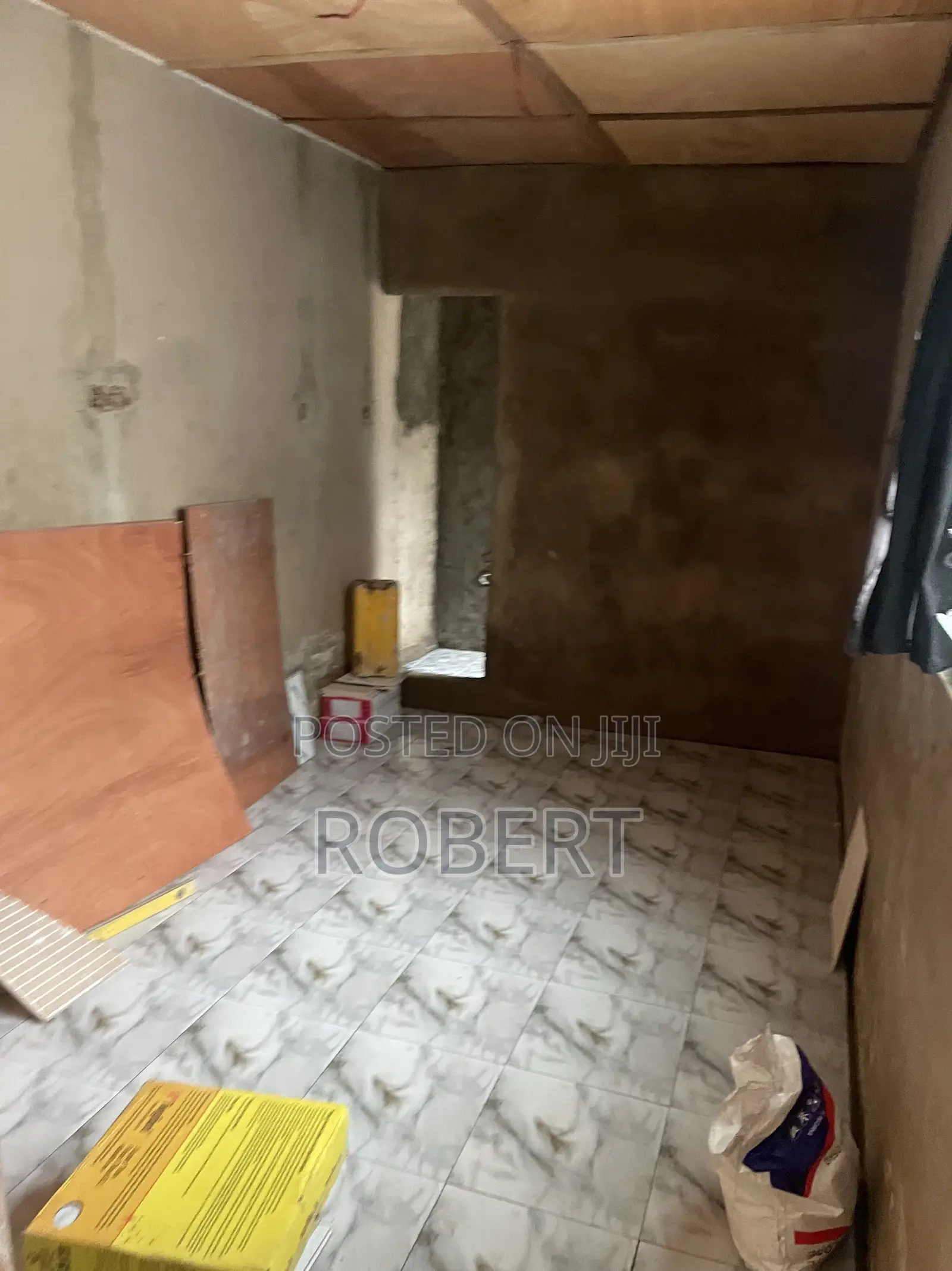 1bdrm Room & Parlour in Last Stop for rent