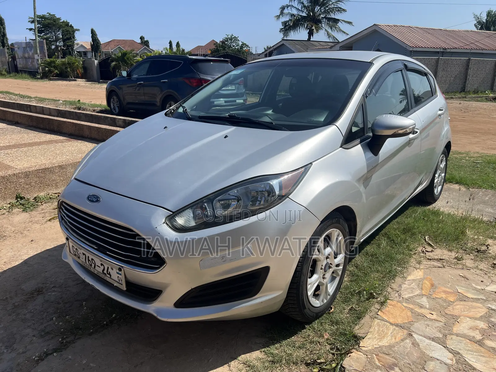 Ford Fiesta SE 4dr Hatchback (1.6L 4cyl 5M) 2014 Silver