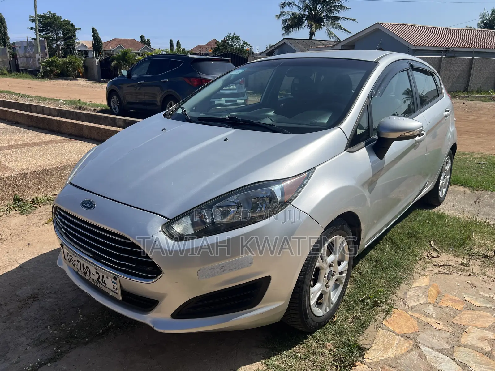 Ford Fiesta SE 4dr Hatchback (1.6L 4cyl 5M) 2014 Silver