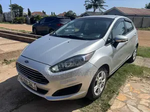 Ford Fiesta SE 4dr Hatchback (1.6L 4cyl 5M) 2014 Silver
