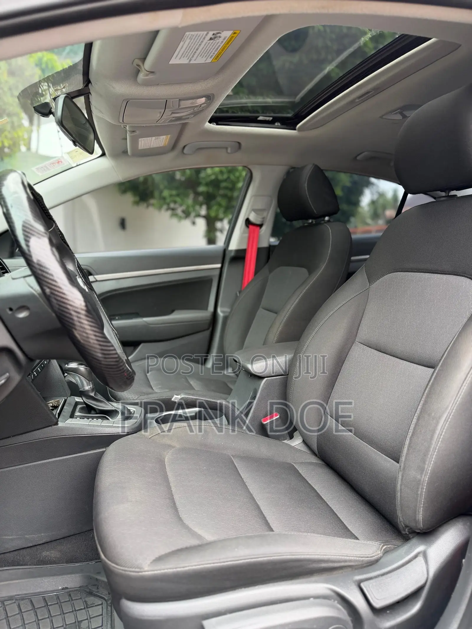 Hyundai Elantra SE Sedan FWD (2.0L 4cyl 6M) 2017 Gray