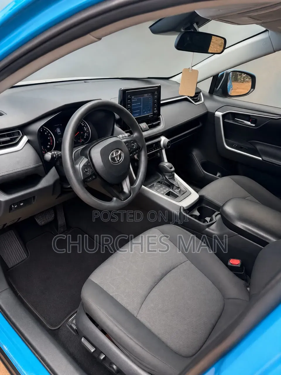 Toyota RAV4 2021 White