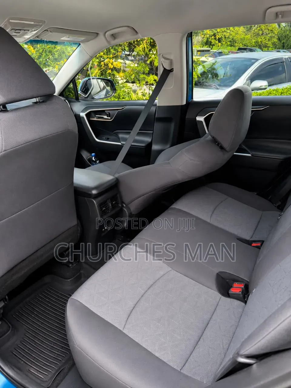 Toyota RAV4 2021 White