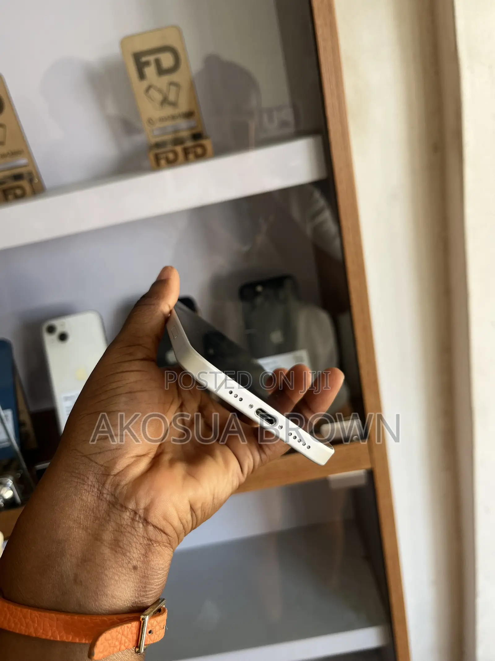 Apple iPhone 16 128 GB White