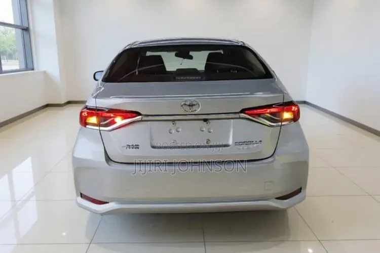 Toyota Corolla 2022 White