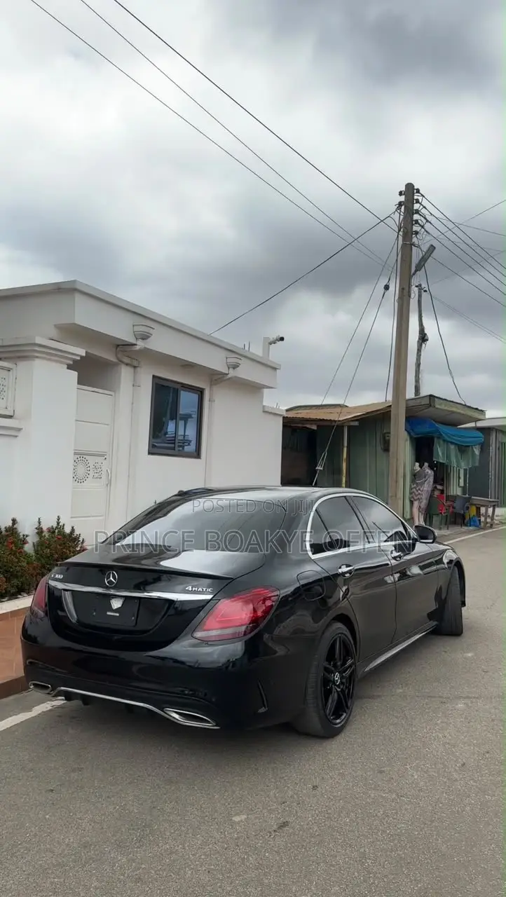 Mercedes-Benz C300 2020 Black
