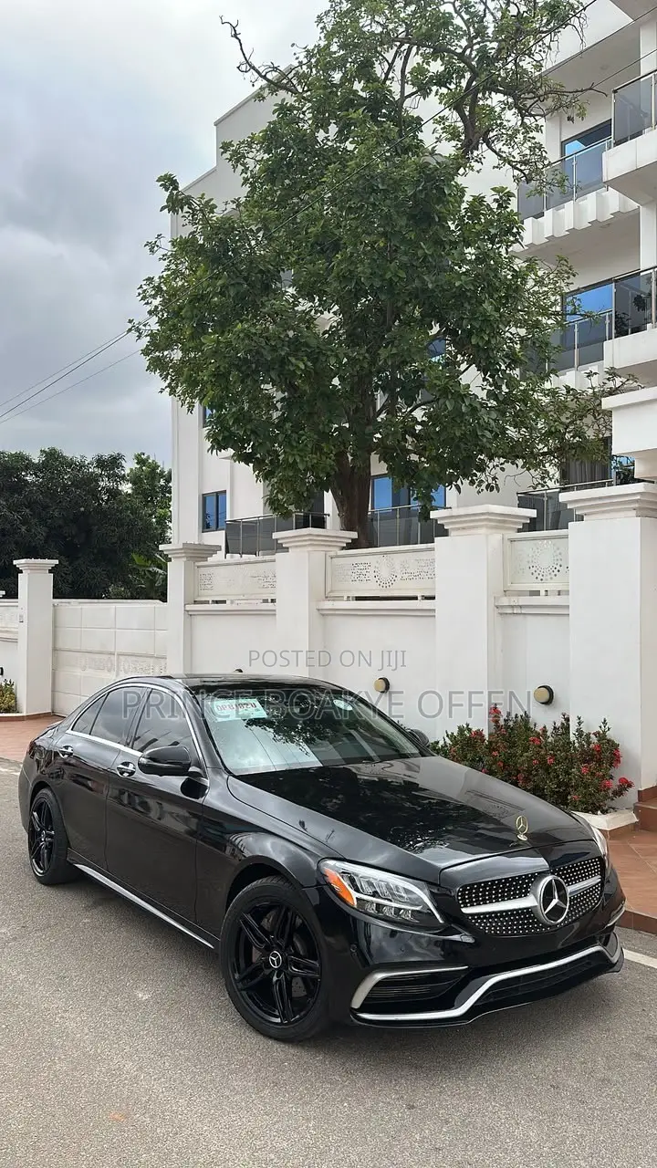 Mercedes-Benz C300 2020 Black