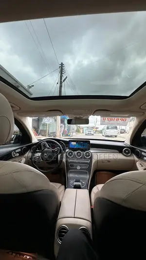Mercedes-Benz C300 2020 Black