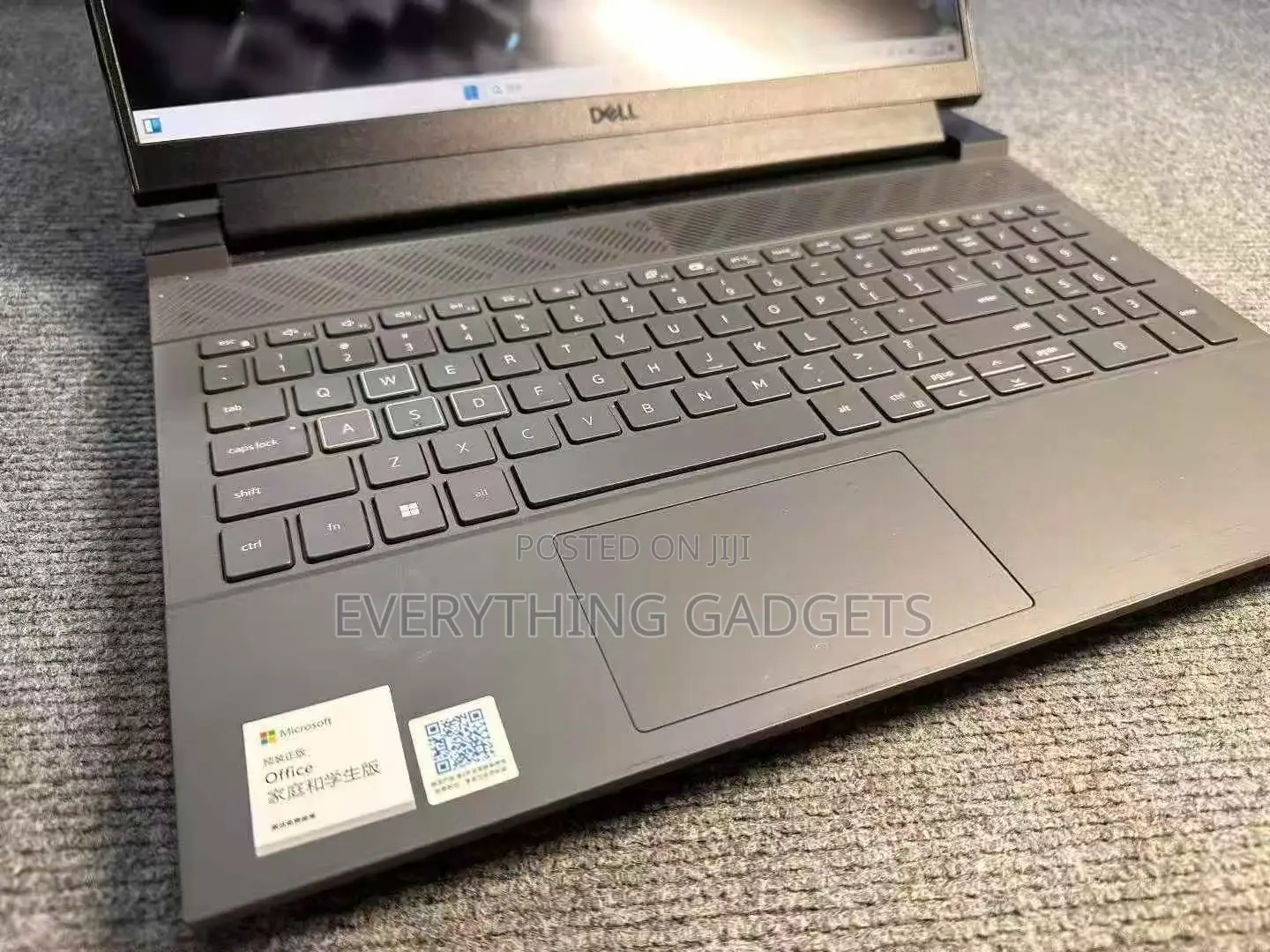 Laptop Dell G15 5530 16GB Intel Core i7 SSD 1T