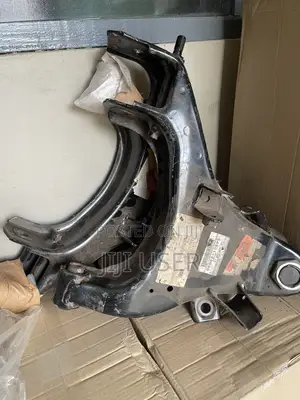 Nissan Hardbody Lower Arm