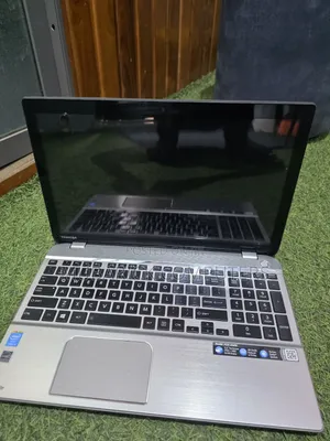 Laptop Toshiba Satellite P50T 8GB Intel Core i5 HDD 500GB