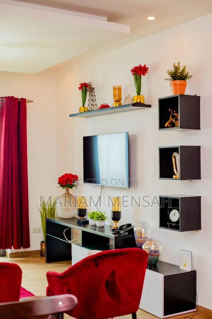 Furnished 3bdrm Apartment in Boundary Road Area for sale