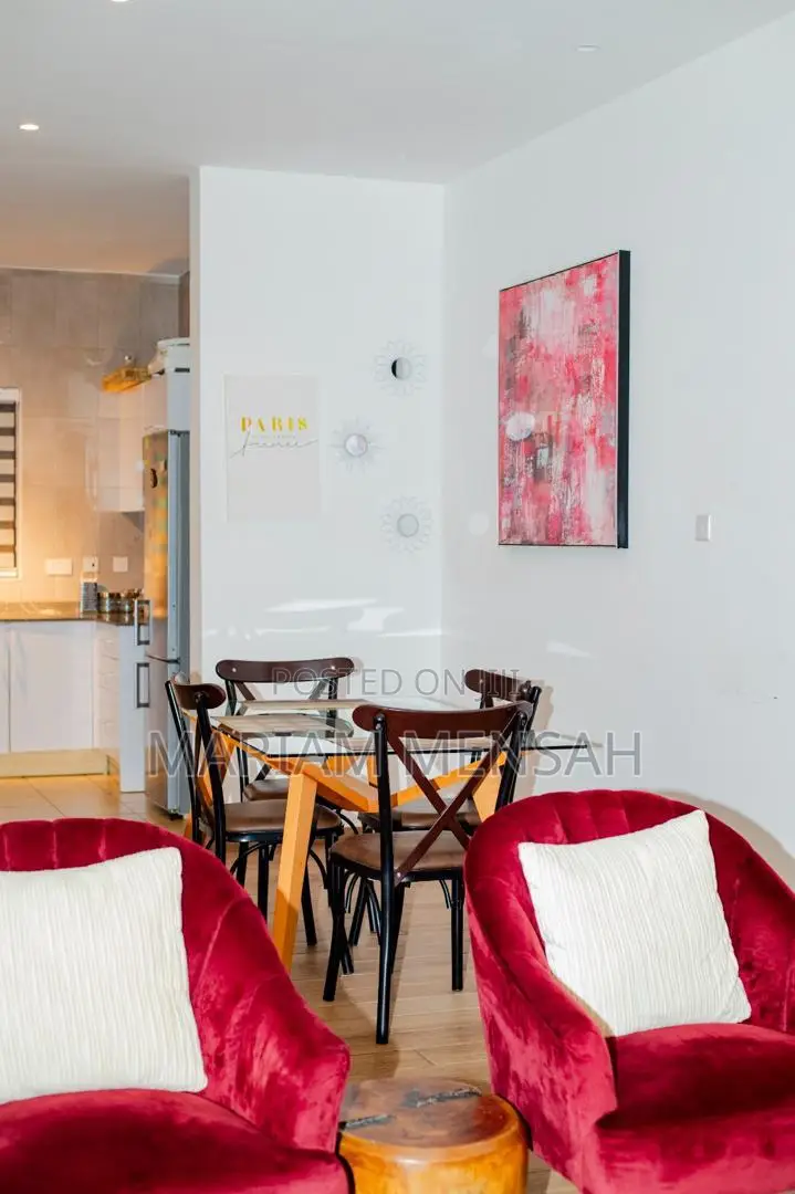 Furnished 3bdrm Apartment in Boundary Road Area for sale