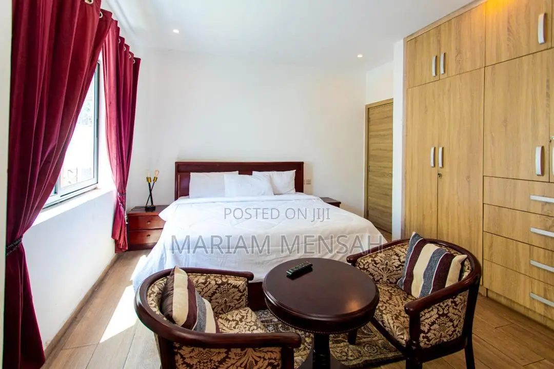 Furnished 3bdrm Apartment in Boundary Road Area for sale