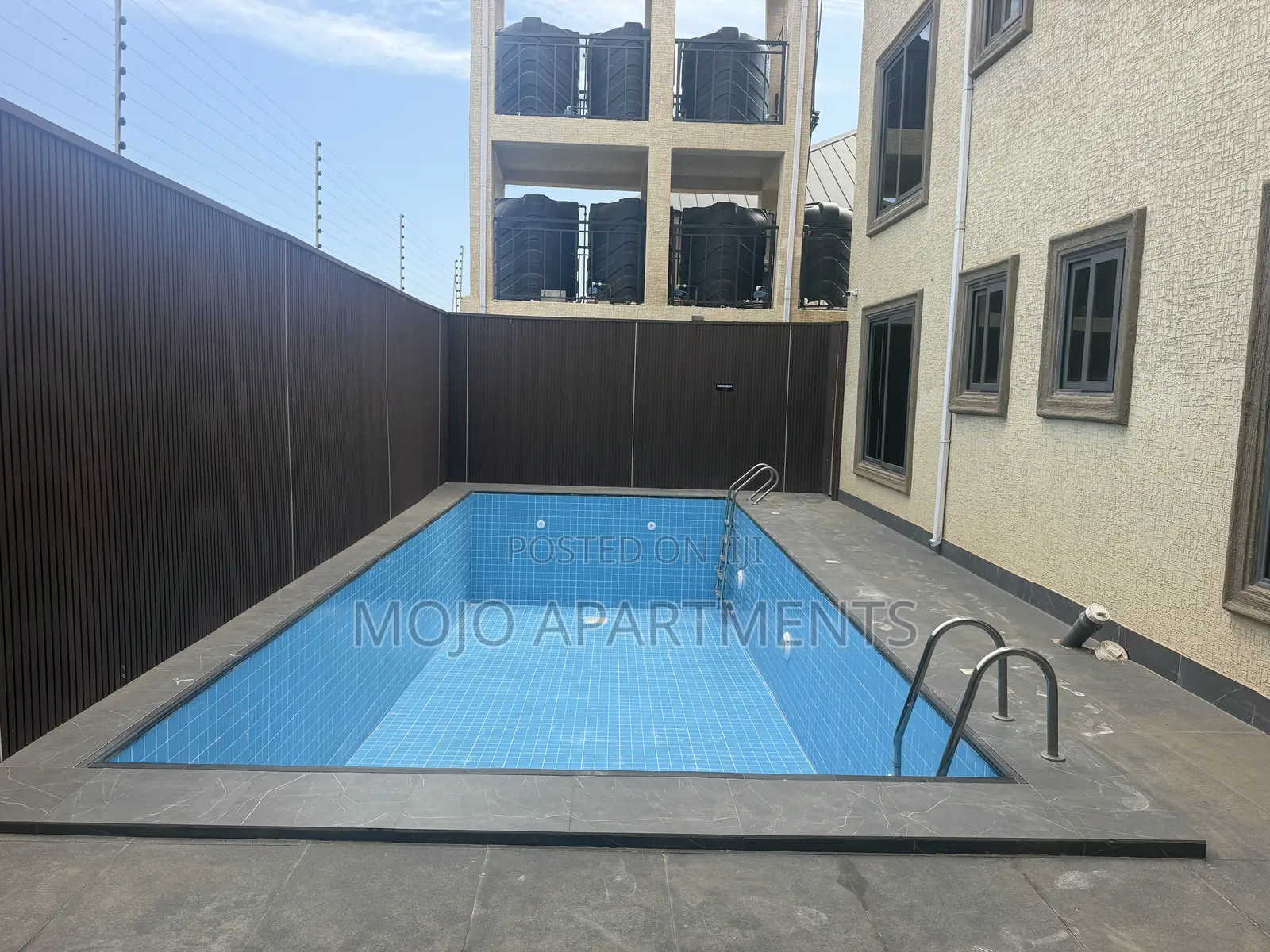 Furnished Studio Apartment in Mojo Apartments, Community 25 for rent