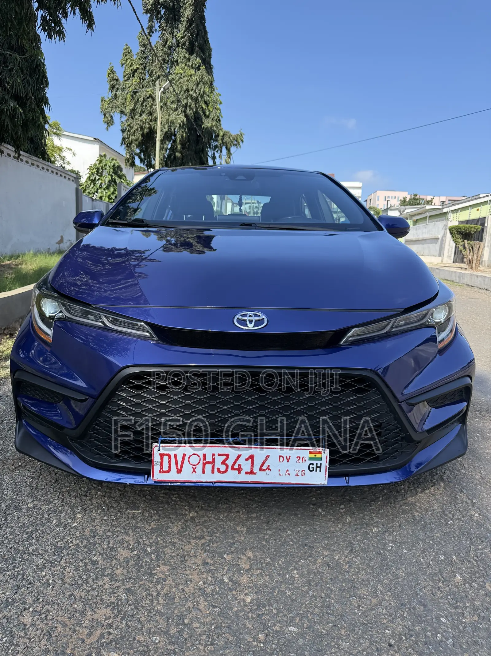 Toyota Corolla SE 2020 Blue
