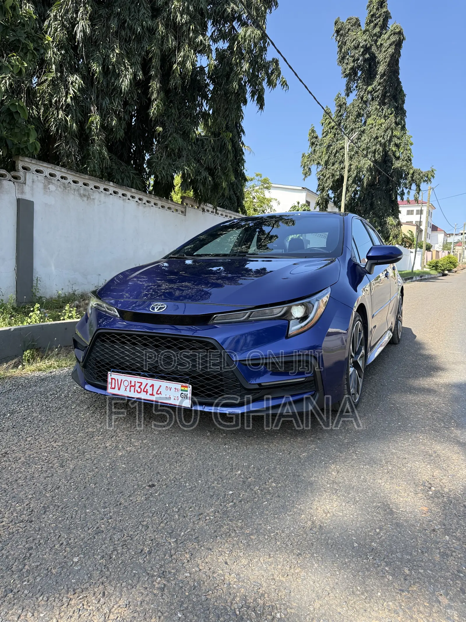 Toyota Corolla SE 2020 Blue