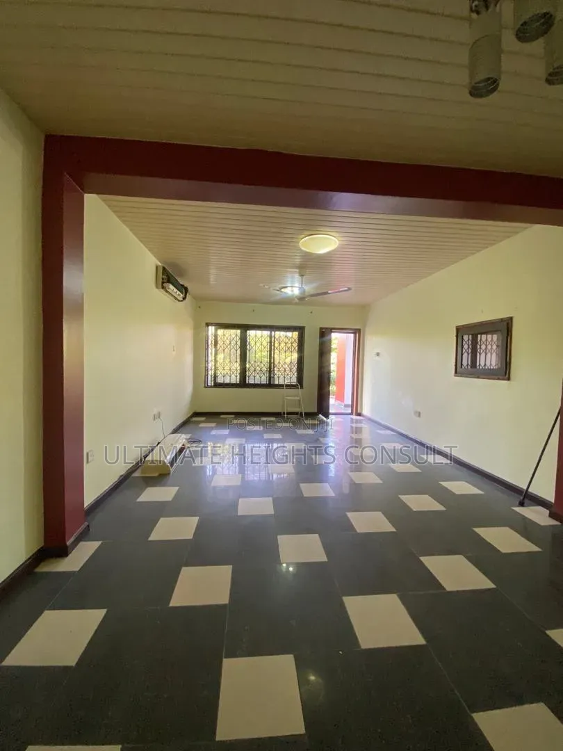 2bdrm Apartment in Nyamekye, Nyanmekye for rent