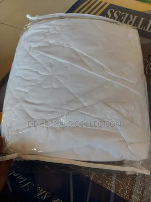 Hotel Standard Mattresscover King Size Set