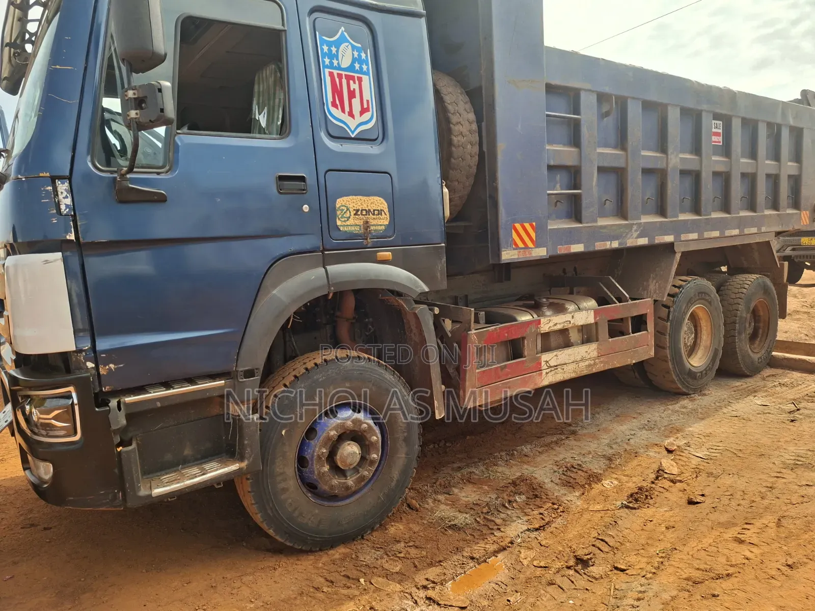 Sinotruk 2019 Blue