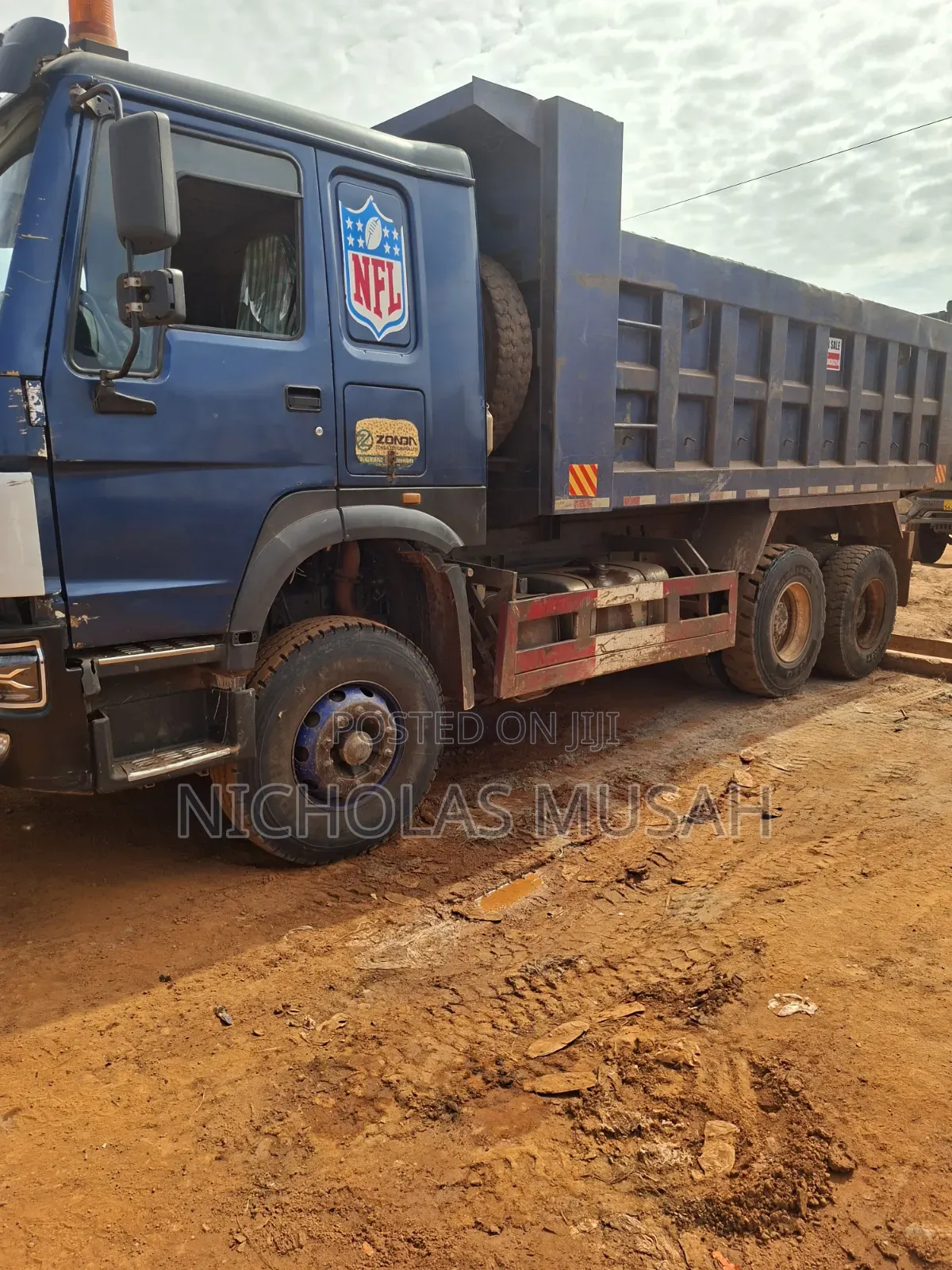 Sinotruk 2019 Blue